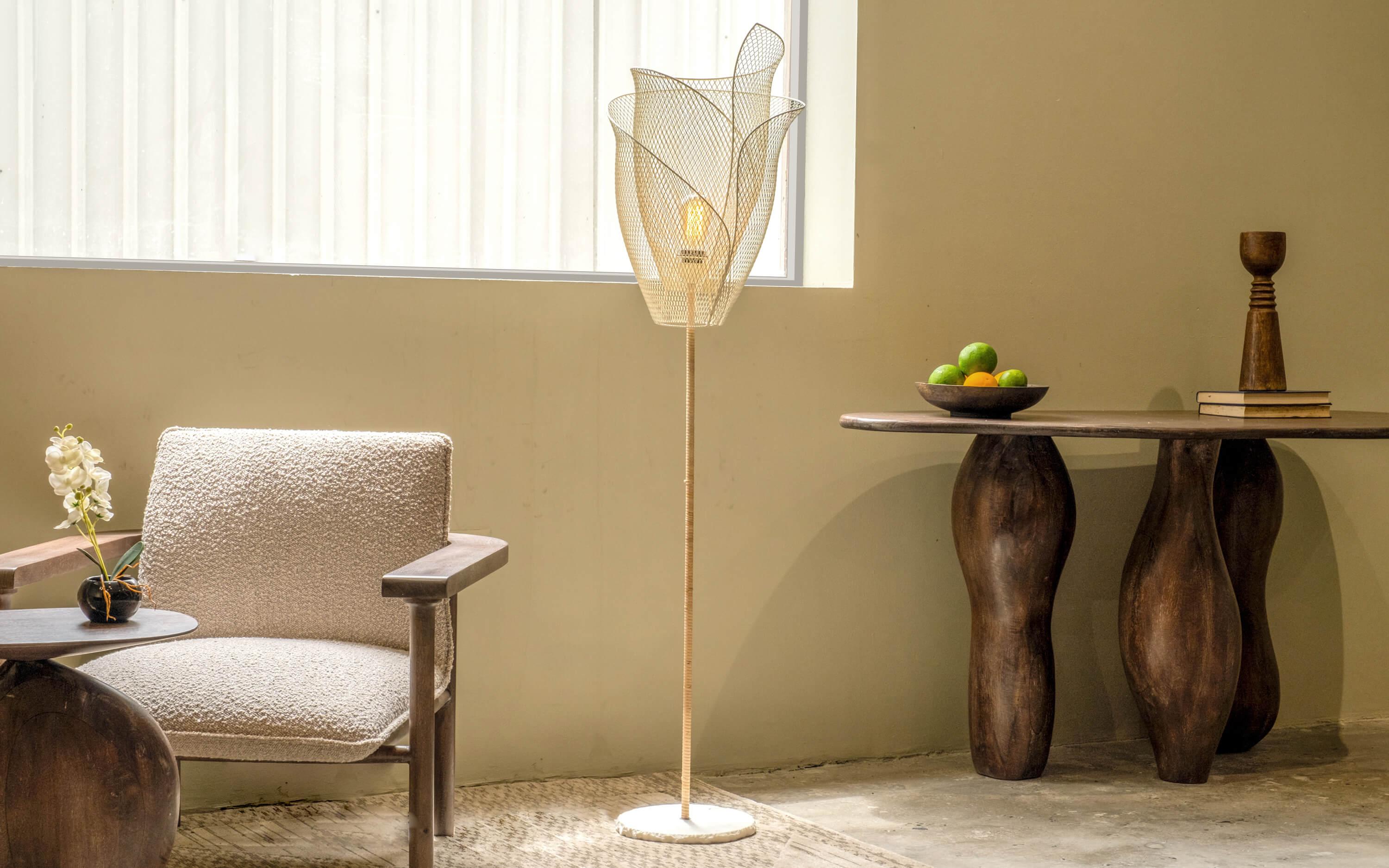 Buy Lily Metal Floor Lamp with Yellow Filament | Standing Lamp - Orange Tree